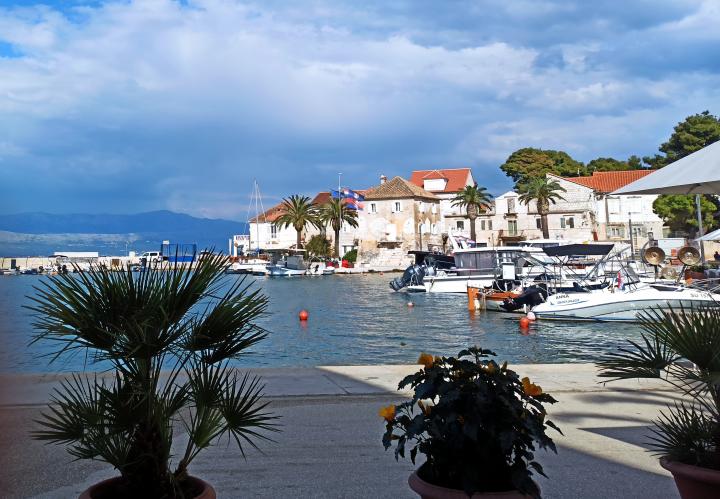 Riva | Croatia, Brac, Sutivan