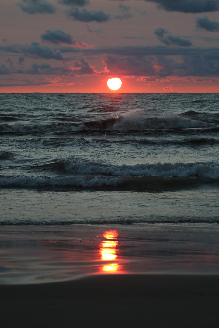Racine north beach sunrise | United States, Wisconsin, Racine