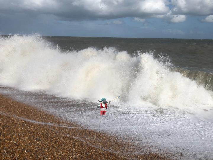 Local celebrity Wee Gordon Lambsay trying to hold back the waves! | United Kingdom, Kent, Deal